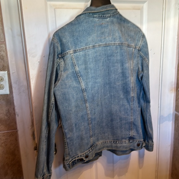 Levi’s Jean Jacket - Picture 3 of 3